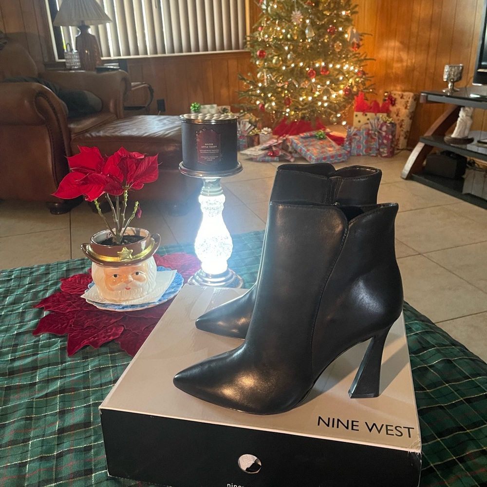 Nine West Black Ankle Booties